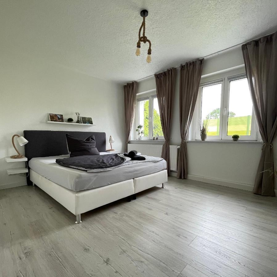 Neu Familienfreundliche Fewo In Seennaehe Im Leipziger Sueden Markkleeberg Exterior foto